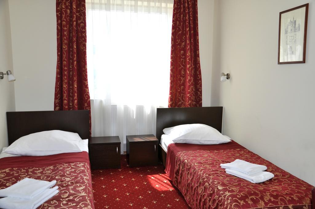 Hotel Korona Rzeszów Zimmer foto